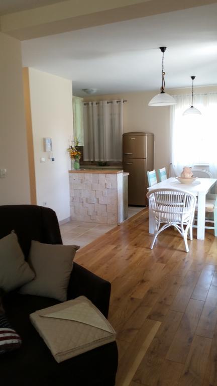 Apartments Rustic Biograd Na Moru Pokoj fotografie